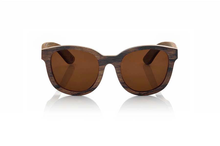 Wood eyewear of Ebony AUDREY. The Audrey Sunglasses are made of ebony wood, The Audrey is a very special model with a vintage twist grain, wood color, form and size combine to perfection in people who like models something dimensioned . Simply spectacular. Front Measure: 144x53mm for Wholesale & Retail | Root Sunglasses® 