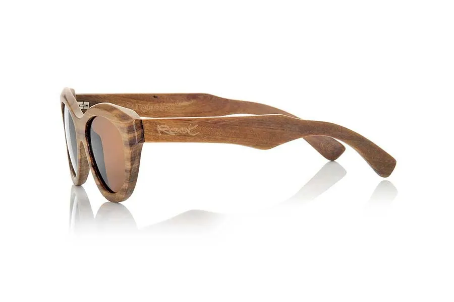 Wood eyewear of Lignum NOINA. Noina wooden Sunglasses  are made of wood Lignum which has a hazelnut color with green and whose grain are not as marked as in other types of wood. Suggestive shape the Noina are a premium choice in a special very beutifull wood. measures 142x50mm for Wholesale & Retail | Root Sunglasses® 