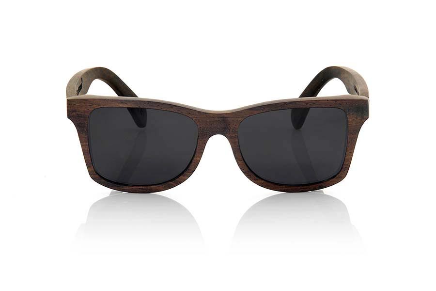 Wood eyewear of Monzo KANAA. Kanaa sunglasses are handmade from natural Monzo wood,  This wood is reddish brown or deep brown color, very hard and resistant to the passage of time. Are combined with grey lenses, the Kanaa is a somewhat angular dimensioning nice model. Front Size: 145x50mm for Wholesale & Retail | Root Sunglasses® 