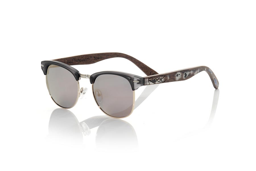 Wood eyewear of Walnut modelo TINE Wholesale & Retail | Root Sunglasses® 