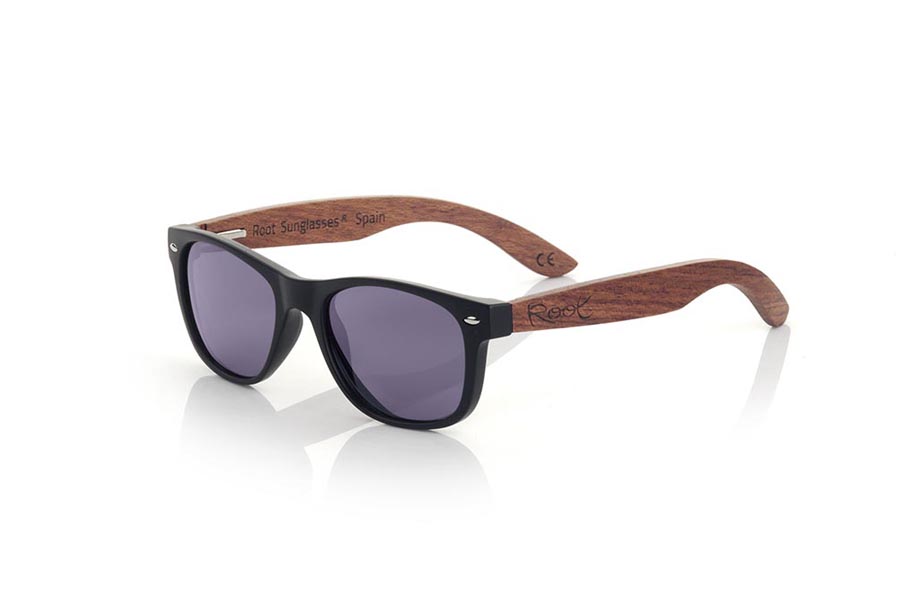 Gafas de Madera Natural de rosewood modelo KID W BLACK - Venta Mayorista y Detalle | Root Sunglasses® 