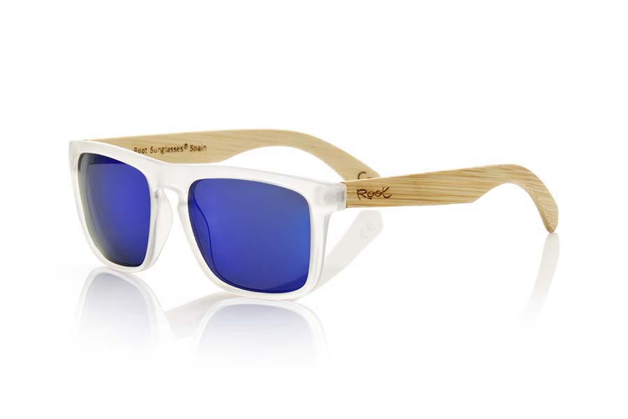 Wood eyewear of Bamboo WAVE TR. WAVE TR sunglasses are made of transparent white plastic front and sideburns in bamboo, it's a very masculine agunloso square model with a look at the famous okley combined with four colors of lenses that will adapt perfectly to your taste and to your modern style. Front size: 145X50mm for Wholesale & Retail | Root Sunglasses® 