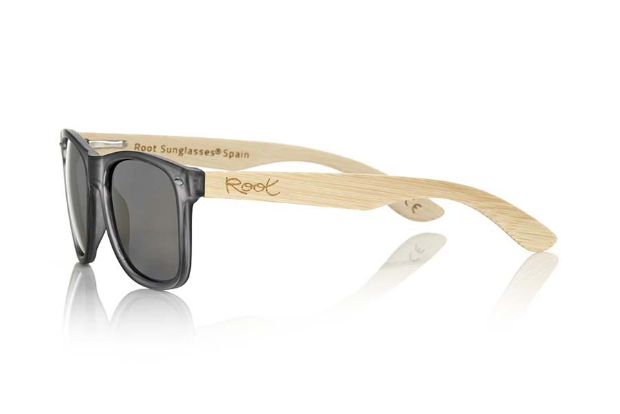 Wood eyewear of Bamboo SUN GREY MX. SUN GREY MX sunglasses are manufactured with the front panel transparent matte grey plastic and natural bamboo wood pins combined with four colors of lenses that allow you to adapt to your style. Front size: 145x48mm for Wholesale & Retail | Root Sunglasses® 