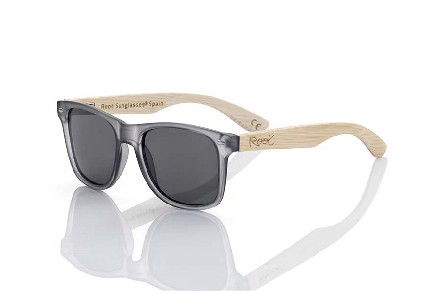 Wood eyewear of Bamboo SUN GREY MX. SUN GREY MX sunglasses are manufactured with the front panel transparent matte grey plastic and natural bamboo wood pins combined with four colors of lenses that allow you to adapt to your style. Front size: 145x48mm for Wholesale & Retail | Root Sunglasses® 