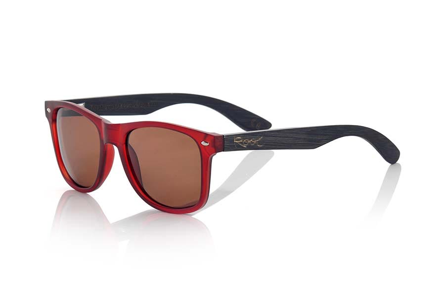 Wood eyewear of Bamboo SUN RED MX. SUN network MX sunglasses are manufactured with the front panel red matte transparent synthetic material and natural bamboo wood pins combined with four colors of lenses that allow you to adapt to your style. Front size: 145x48mm for Wholesale & Retail | Root Sunglasses® 