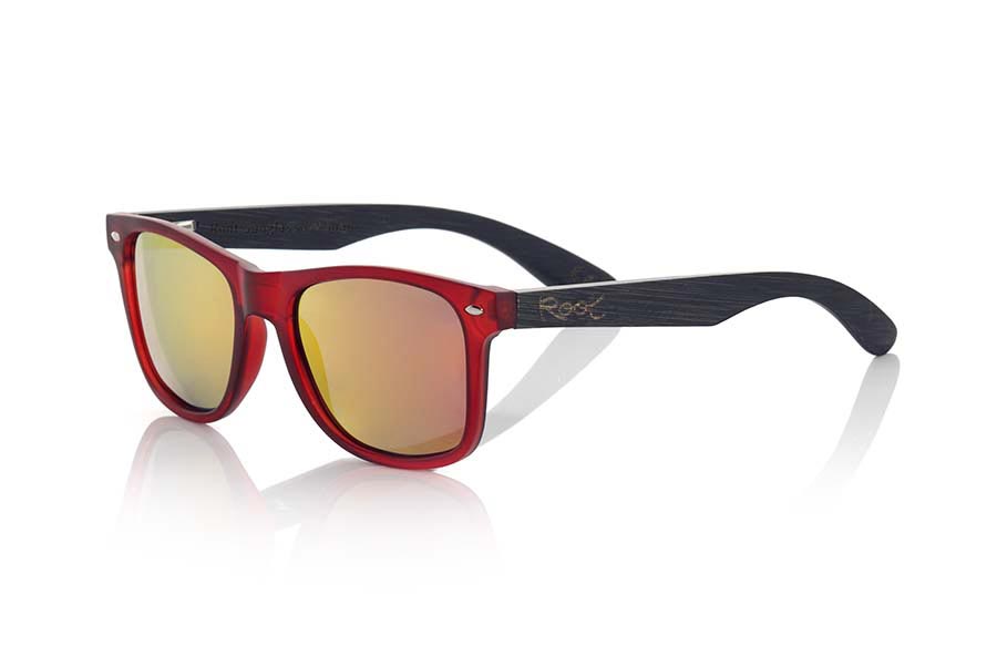 Wood eyewear of Bamboo SUN RED MX. SUN network MX sunglasses are manufactured with the front panel red matte transparent synthetic material and natural bamboo wood pins combined with four colors of lenses that allow you to adapt to your style. Front size: 145x48mm for Wholesale & Retail | Root Sunglasses® 