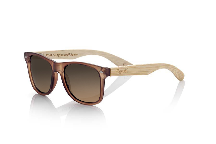 Wood eyewear of Bamboo SUN BROWN MX. SUN BROWN MX sunglasses are manufactured with the front matte transparent Brown plastic and natural bamboo wood pins combined with four colors of lenses that allow you to adapt to your style. Front size: 145x48mm for Wholesale & Retail | Root Sunglasses® 