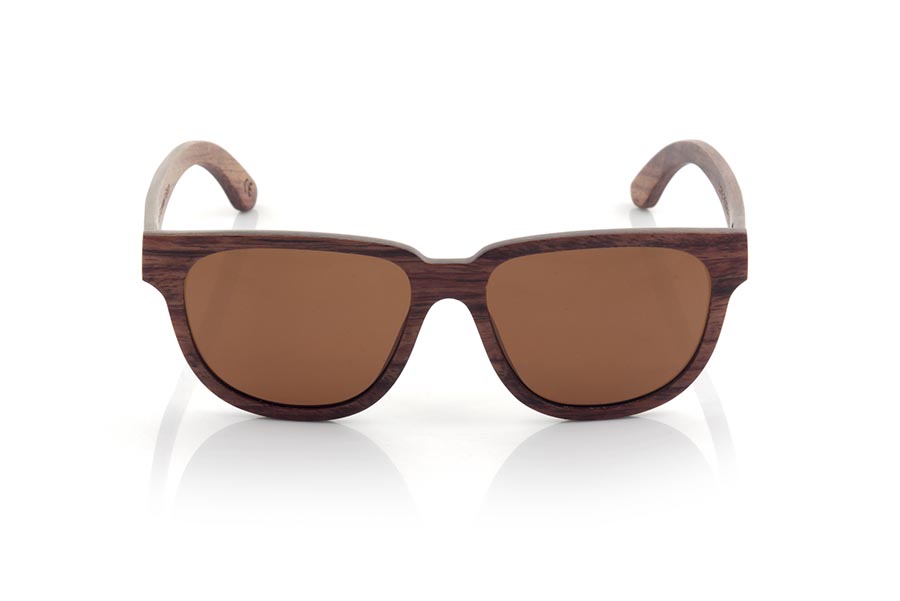 Wood eyewear of Rosewood LURE. New Lure sunglasses are made of laminated Rosewood, an elegant and sexy model lines made of wood is a beautiful rosewood and combined with gray or brown lenses. They will surprise its lines and the beauty of the whole. Front size 148x48mm for Wholesale & Retail | Root Sunglasses® 