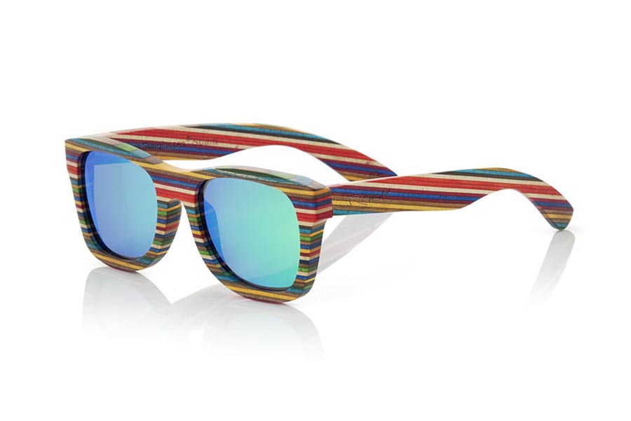 Wood eyewear of Skateboard modelo SANOOK Wholesale & Retail | Root Sunglasses® 