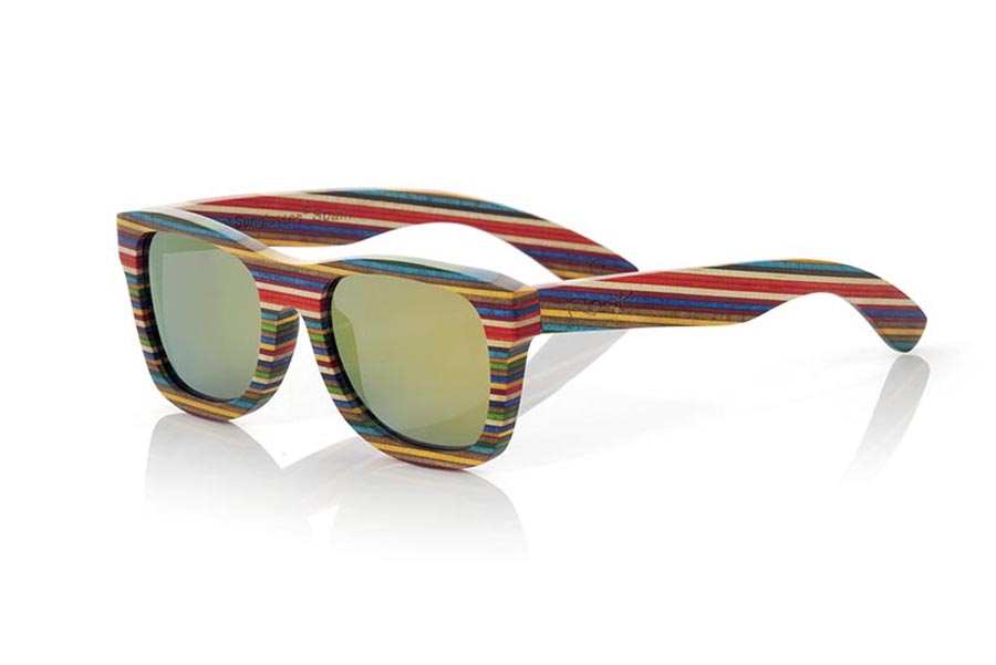Wood eyewear of Skateboard modelo SANOOK Wholesale & Retail | Root Sunglasses®