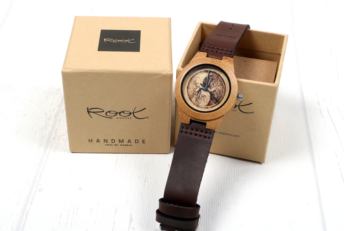 Reloj de Madera  Imagen grabada en dial...  Venta al Por Mayor y Detalle | Root® Watches 